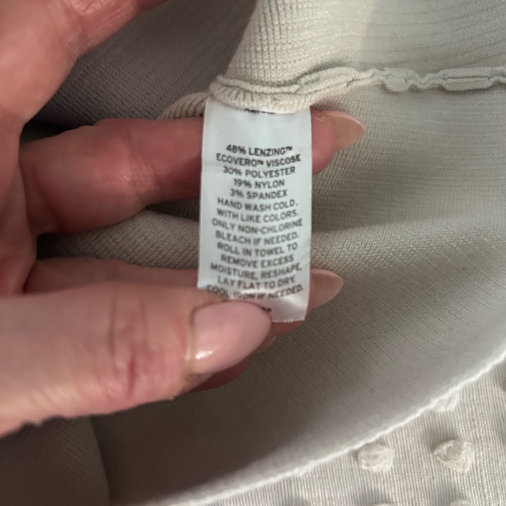 Gray Ribbed One-Shoulder Top - Picture 10 of 10